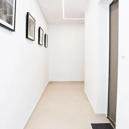 Triade Apartment